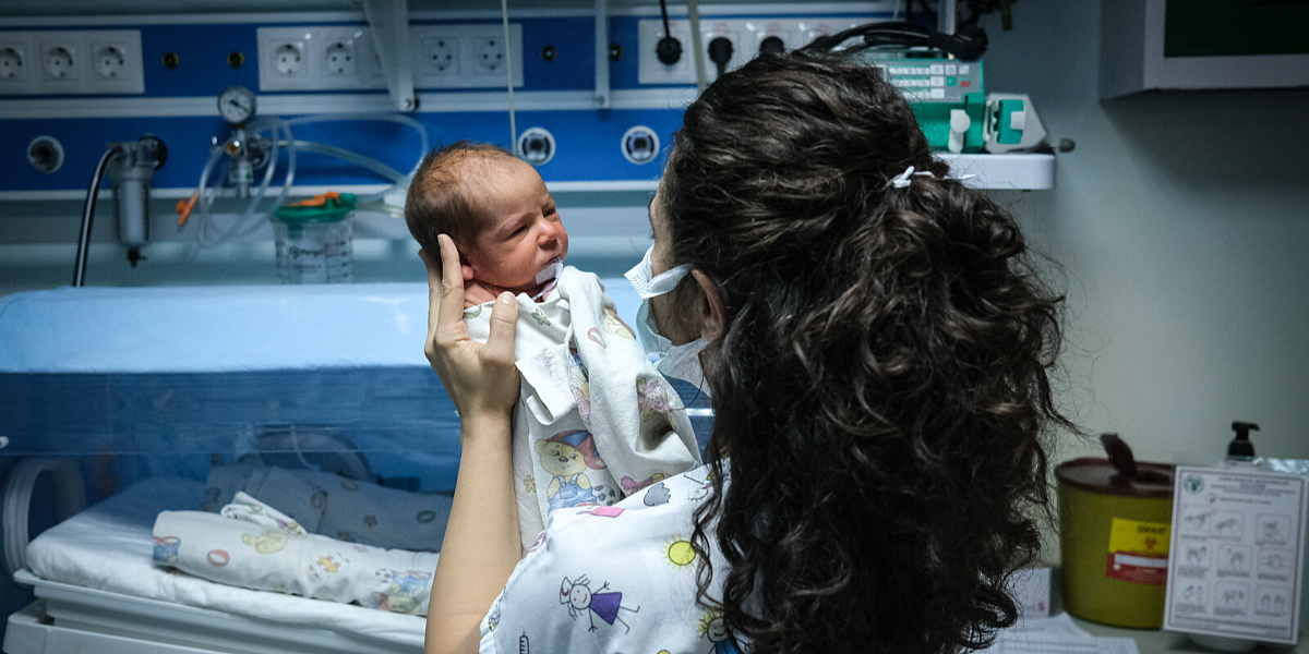 Turska: Zabranjeno porađanje carskim rezom u privarnim klinikama, potez izazvao burne reakcije