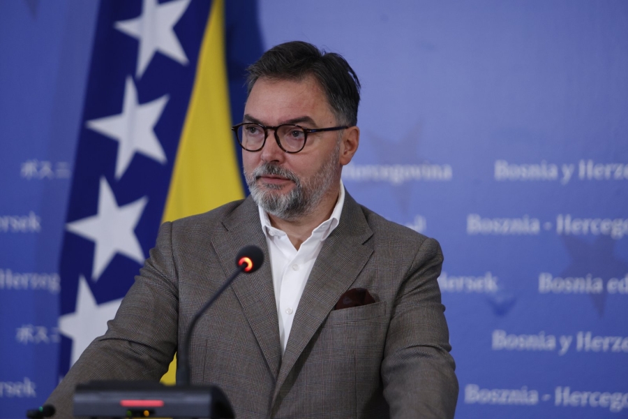 KOŠARAC POBJESNIO NAKON SJEDNICE VM-a: "Konaković je potpuno puk'o, ne mogu Dodikovu politiku rušiti iz sarajevskih haustora"