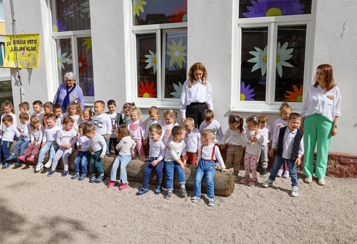 Roditelji u Cazinu dobijaju subvenciju za boravak djece u obdani&scaron;tu &ndash; Grad uplaćuje po 150 KM po djetetu