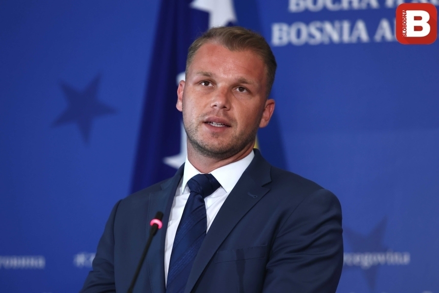JEDNO SU ŽELJE, A DRUGO SU MOGUĆNOSTI: Čemu li se nada Dra&scaron;ko Stanivuković, vjeruje da će ova partija izvr&scaron;iti političko samoubistvo?
