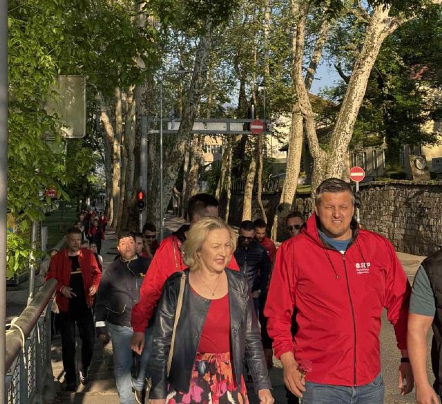 Prvi maj u Bihaću: Tradicionalno, uranak organizirali članovi gradskog SDP-a