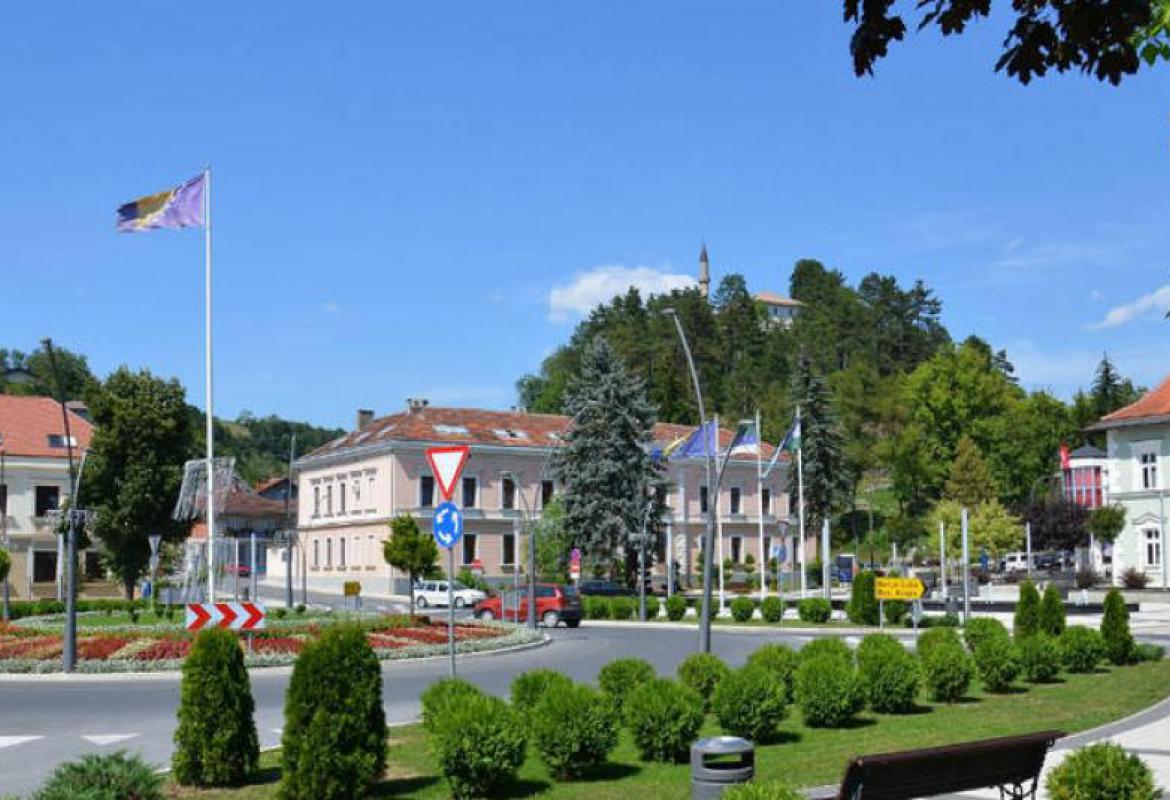 24 sata drame u Cazinu: Krađe, prijetnje i sudari, a vozačima novi &scaron;ok!