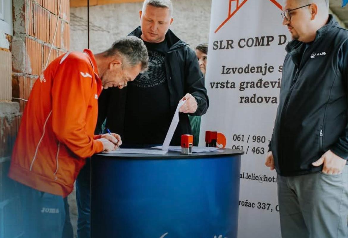 Počinje sanacija kuće nezaposlene porodice Ožegović u Cazinu