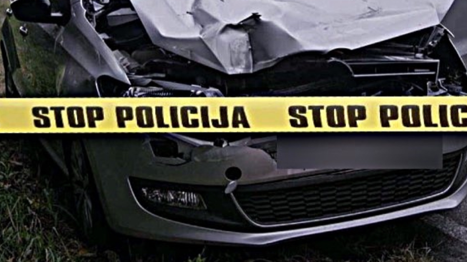 Saobraćajna nesreća u Bihaću, te&scaron;ko povrijeđena 50-godi&scaron;nja vozačica VW Pola