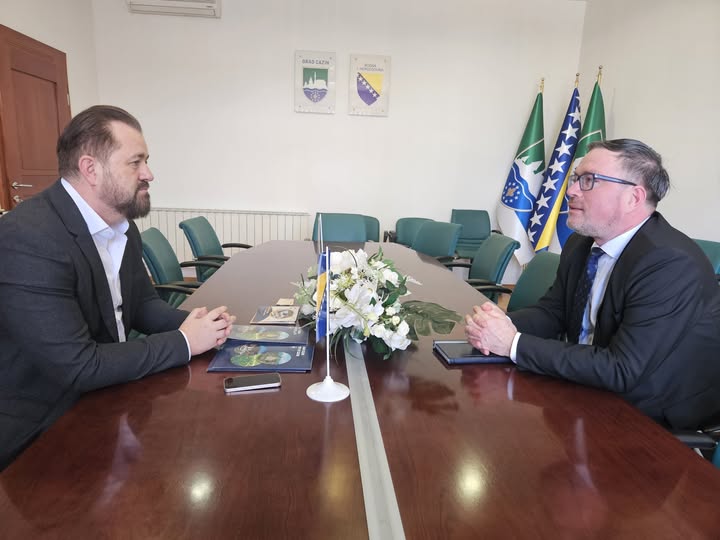 Ambasador Slovenije