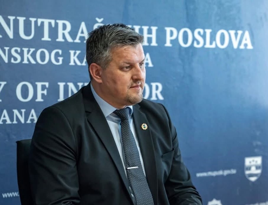MUP USK zabranio policajcima nošenje brade: Habibija pojasnio razloge odluke