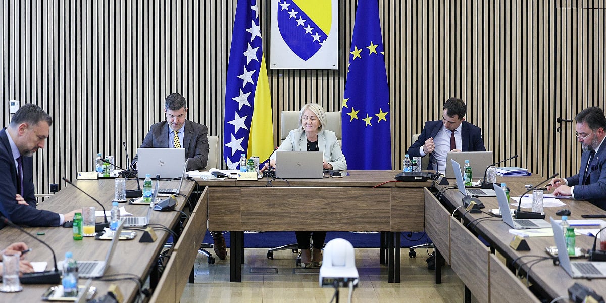 U subotu Dan žalosti u BiH povodom smrti pape Franje