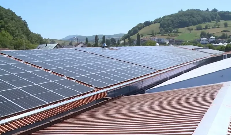 Bužimska kompanija Akrobat investirala pola miliona maraka u solarnu elektranu za smanjenje tro&scaron;kova proizvodnje