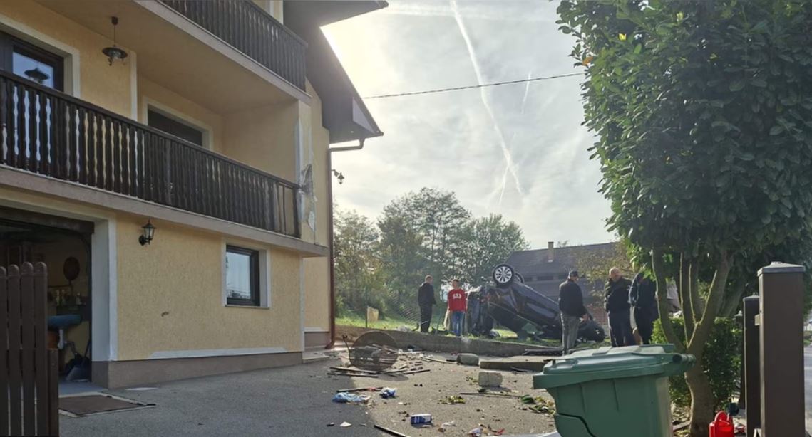 MUP USK: Neprilagođena brzina M.D. uzrokovala te&scaron;ku nesreću u Trnovima, dvije osobe povrijeđene