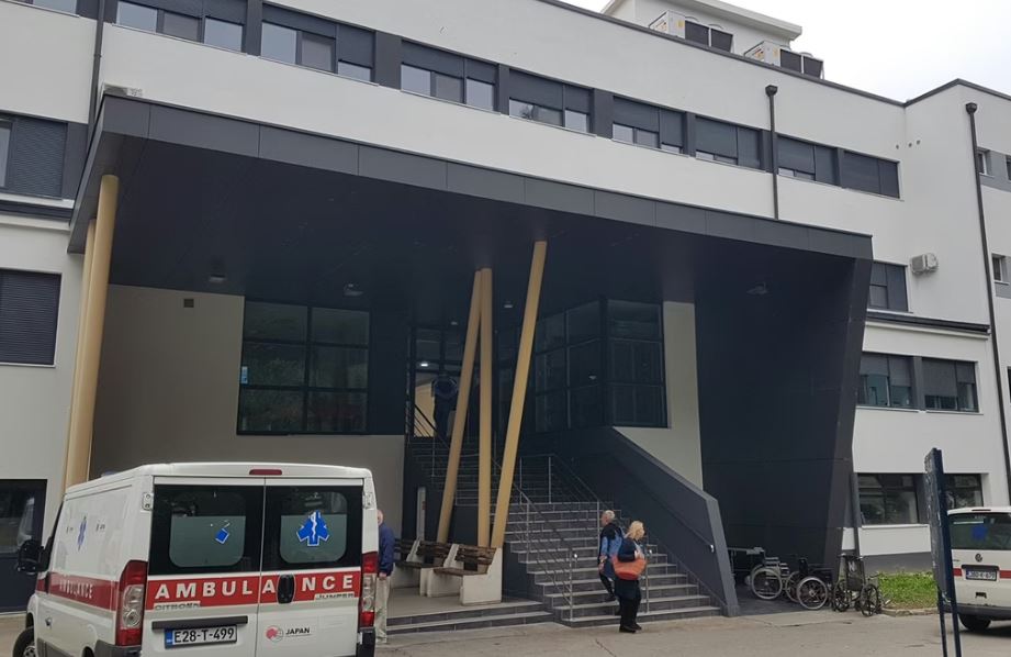 Te&scaron;ka saobraćajna nesreća u Donjoj Koprivni: Troje djece operisano zbog amputacije desne noge