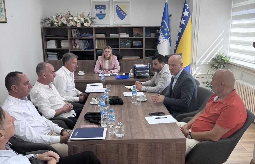 Nova putnička željeznička linija Bihać &ndash; Bosanska Otoka počinje saobraćati 31. augusta 2026. godine uz podr&scaron;ku od 250.000 KM Ministarstva privrede USK