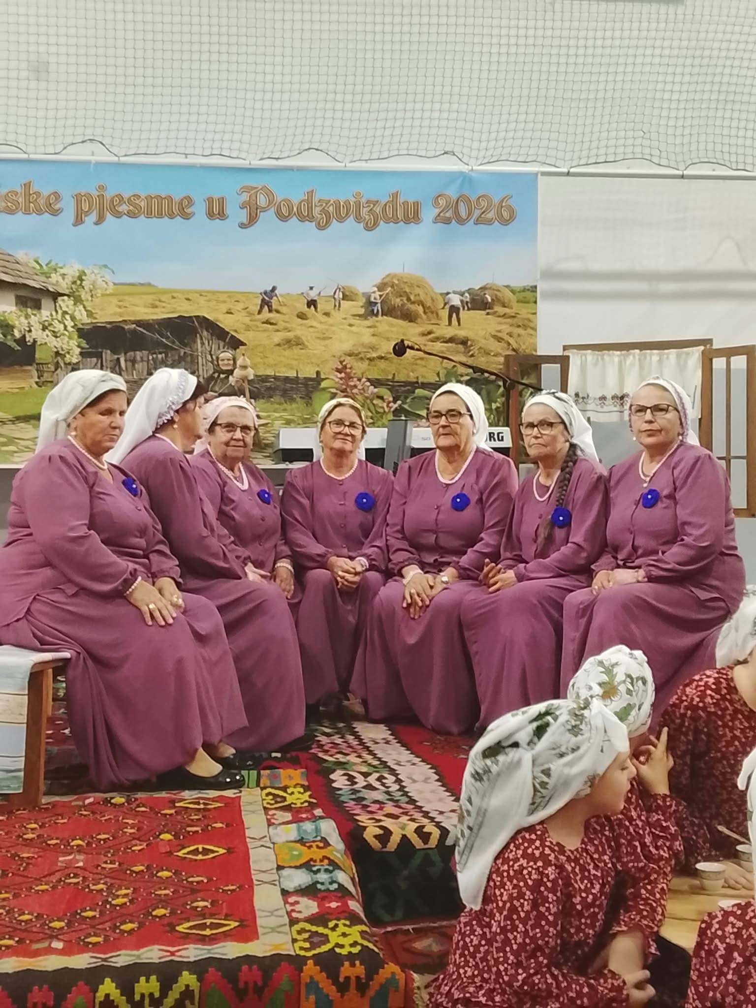 Članice KUD „Skokovi“ Cazin učestvovale na Festivalu izvorne krajiške pjesme u Podzvizdu 24. oktobra