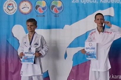 Jasmin Dervi&scaron;ević iz Bihaća osvojio zlatnu medalju na karate turniru u Banjoj Luci