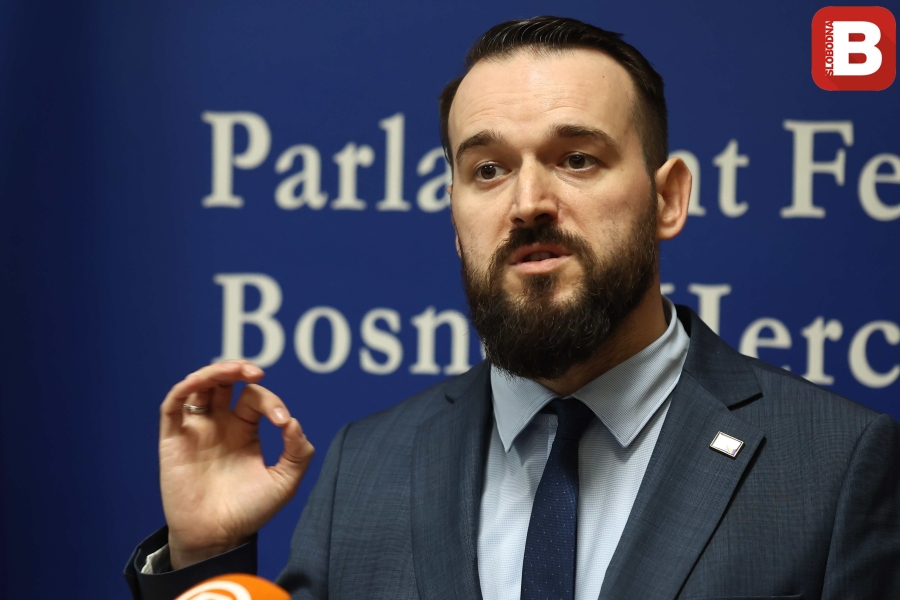 ČAVALIĆ DAO DODIKU DO ZNANJA: "Centralna banka BiH nije politički plijen, to je crvena linija!"