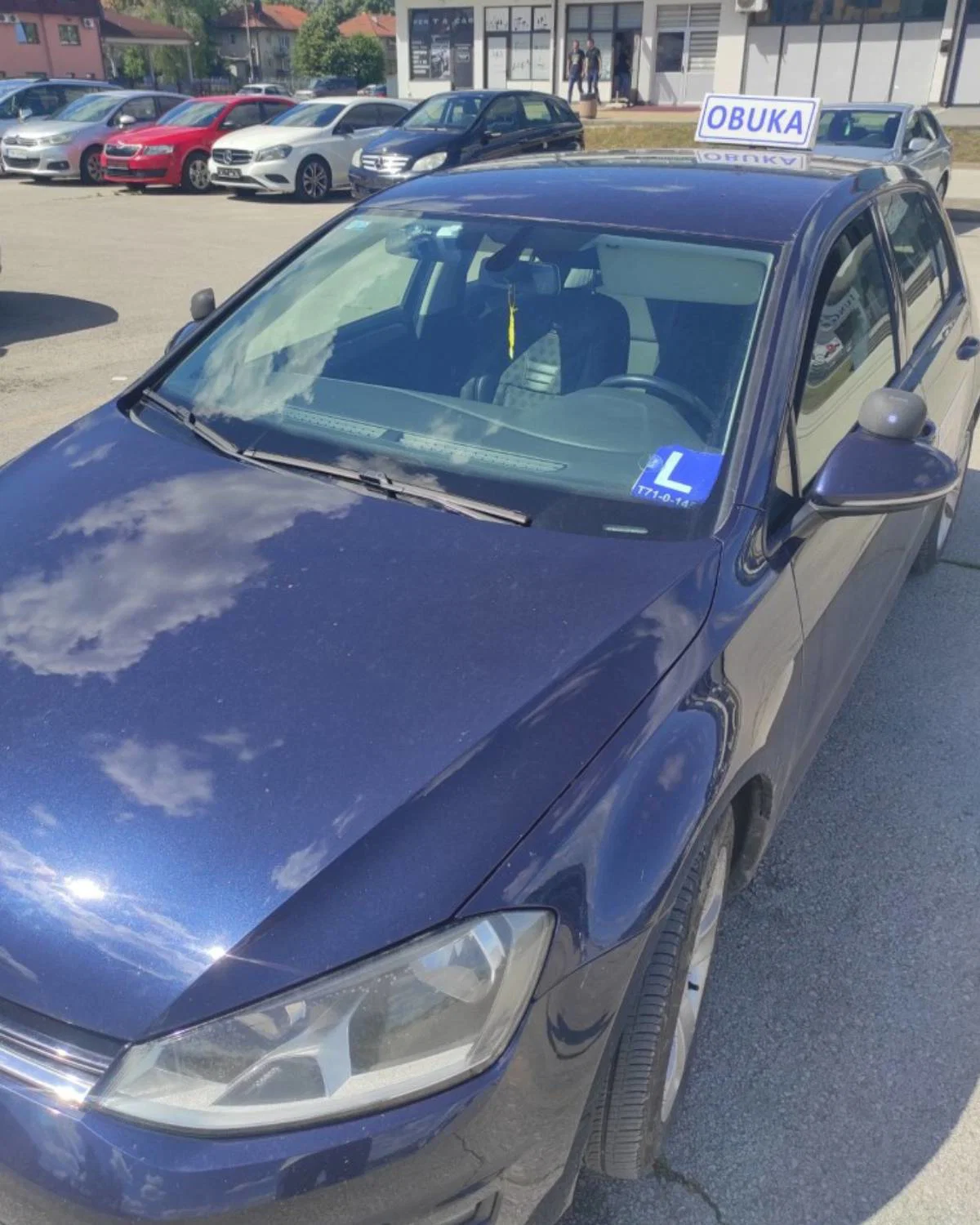 auto&scaron;kola akcija kandidat