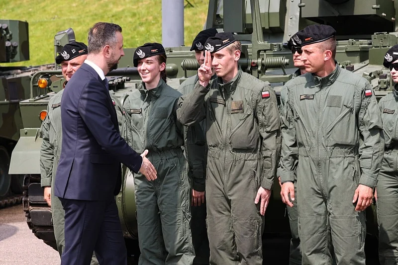 Poljska potpisuje ugovore za vojnu opremu vrijedne 16,5 milijardi eura uz podršku Evropske unije