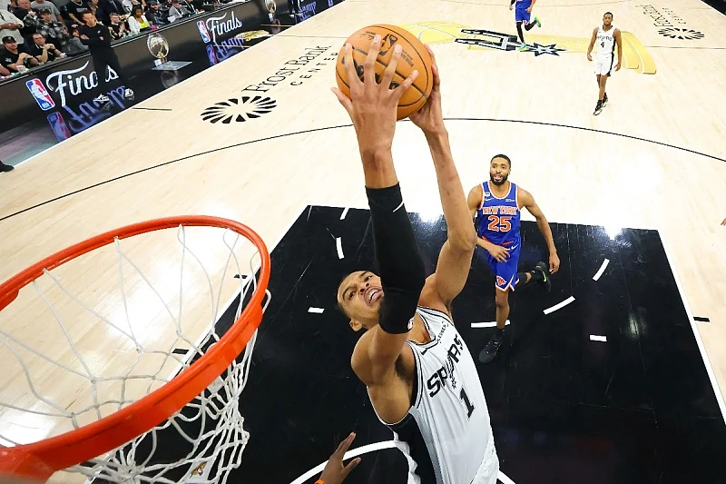 Victor Wembanyama potpisao petogodi&scaron;nje produženje ugovora sa San Antonio Spurs vrijedno 252 miliona dolara
