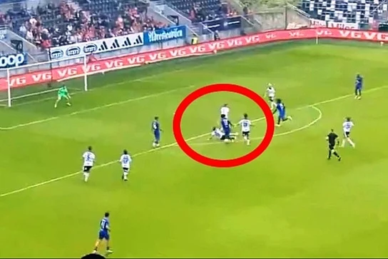 Manchester United započeo ljetne pripreme uvjerljivom pobjedom 5:0 protiv Rosenborga, Zirkzee postigao gol nakon driblinga tri igrača