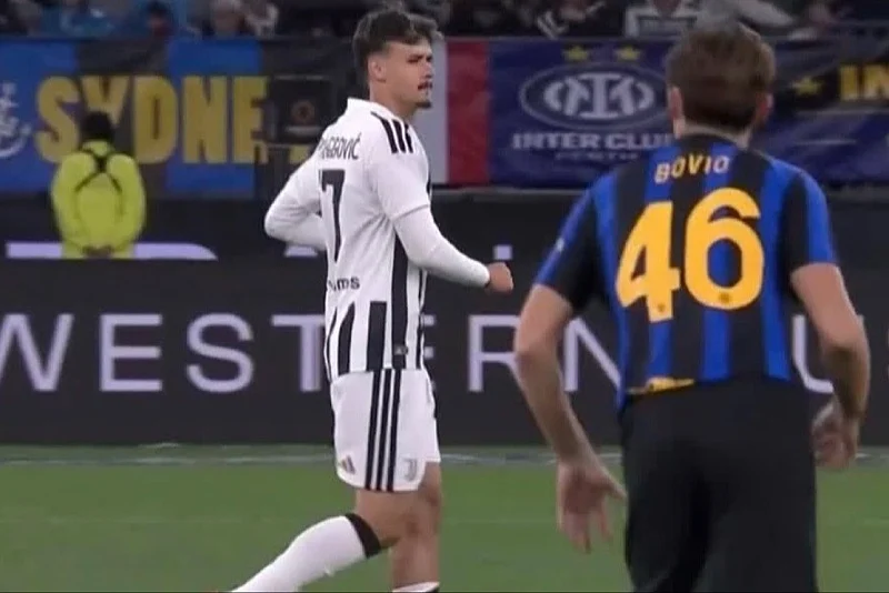 Kerim Alajbegović debitovao za Juventus u prijateljskoj utakmici protiv Intera, koji je slavio rezultatom 2:1