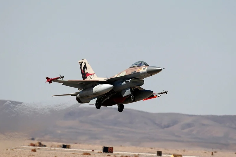 Izraelske zračne snage izvele četiri napada na vojni aerodrom Abu al-Duhur u Siriji, bez informacija o žrtvama
