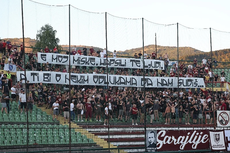 FK Borac pobijedio FK Sarajevo 1:0 uz kontroverzne odluke sudije Tomića i poruku navijača Misimoviću