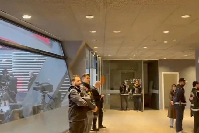 Istanbul: Policija upala u sjedi&scaron;te opozicionog kanala Halk TV, privedeno 11 zaposlenika