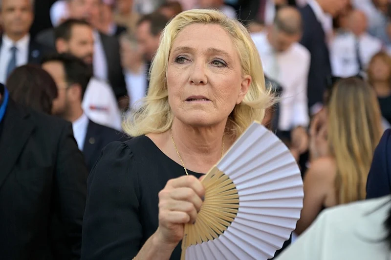 Anketa u Francuskoj pokazala da bi blizu polovine muslimana i Jevreja razmotrilo iseljavanje ako Le Pen dođe na vlast