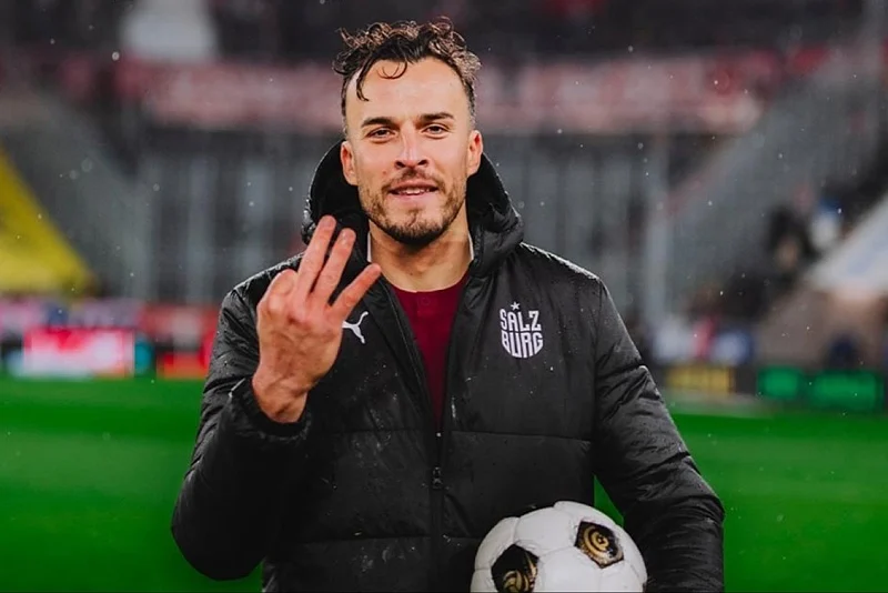 Haris Tabaković postigao hat-trick u derbiju, Salzburg na društvenim mrežama objavio: "To je ono što on radi