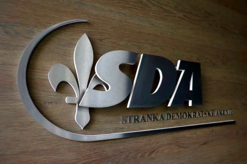 SDA: Umjesto da spa&scaron;ava BHRT, vlast nagrađuje partijsku FTV i islamofobnu TV HZHB