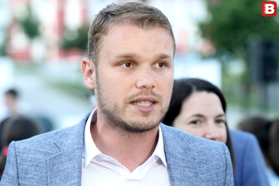 7bfadeb23d6e2089e576f1a99f623cbb-drasko_stanivukovic_sb.jpg