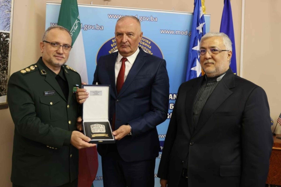 SASTANAK HELEZA I IRANACA NI PO ČEMU NIJE BIO SPORAN: "Vojna saradnja" kao proizvod manipulacije SNSD-ovih kadrova u ministarstvu i histerije hrvatskih medija!