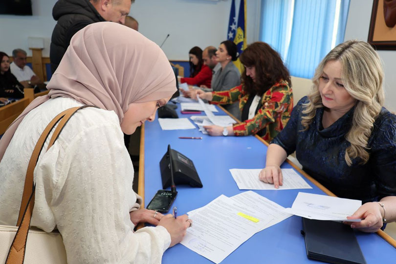 Potpisani ugovori sa 225 stipendista Vlade BPK Goražde u akademskoj 2024/25. godini