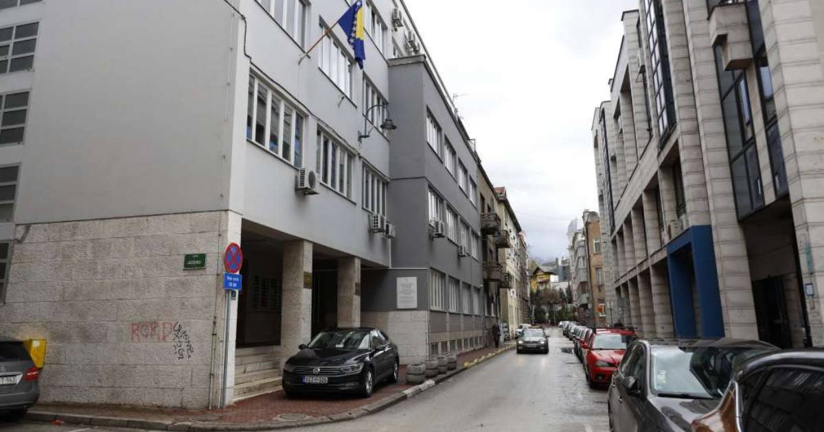 CIK kaznio političke stranke i kandidate s preko 200.000 KM: Ko će najvi&scaron;e platiti