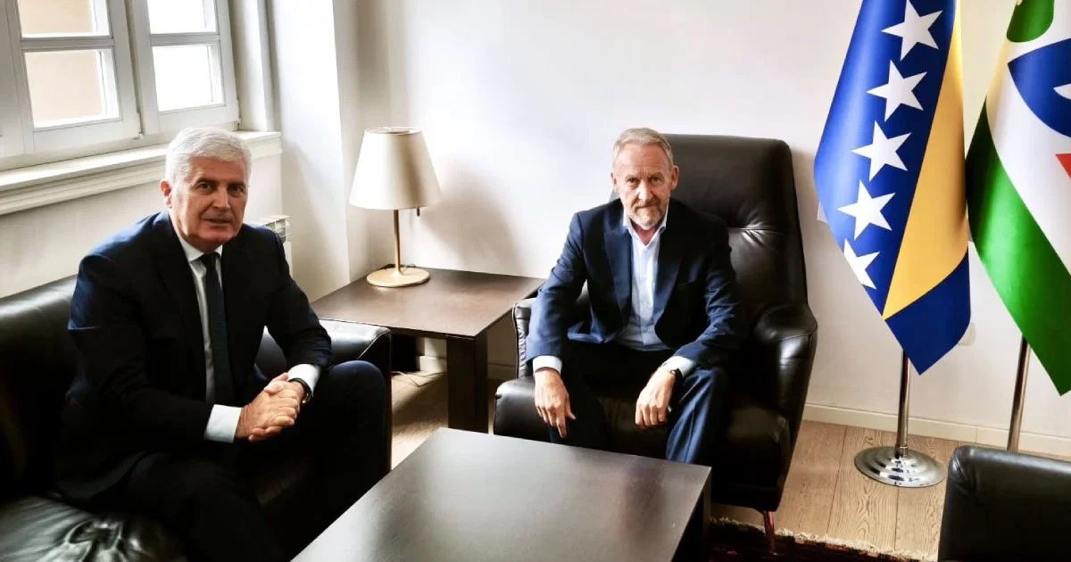 Predsjednik HDZ-a BiH Dragan Čović i predsjednik SDA Bakir Izetbegović razgovarali u Sarajevu o formiranju vlasti