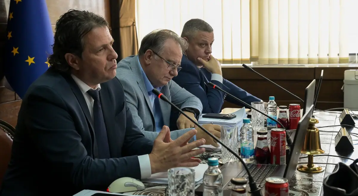Vlada FBiH pro&scaron;irila Liste lijekova, uključujući pembrolizumab i atezolizumab, uz osiguranje 296 miliona KM za Fond solidarnosti