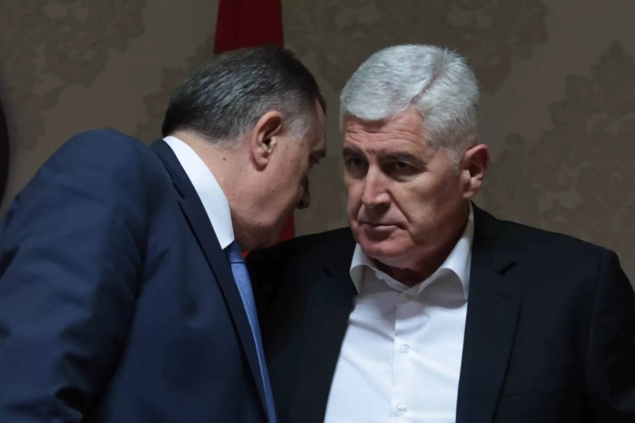 ANALIZA KOJA JE PODIGLA UZBUNU U SARAJEVU: Dodik i Čović skovali tajni plan, trećem partneru nude funkcije, ali bez stvarne moć