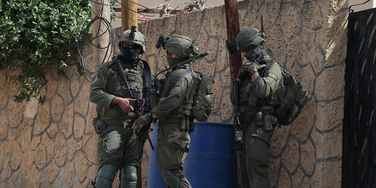 Izrael ponovo zatvorio četiri Palestinca koja je prethodno prema dogovoru oslobodio