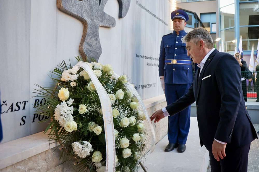 Željko Kom&scaron;ić, član Predsjedni&scaron;tva BiH, na obilježavanju u Starom Gradu: "Moj otac je bio u pravu