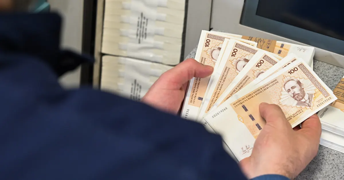 Centralna izborna komisija BiH traži 2.000 operatera za instalaciju biometrijske opreme uz naknadu od 310 KM