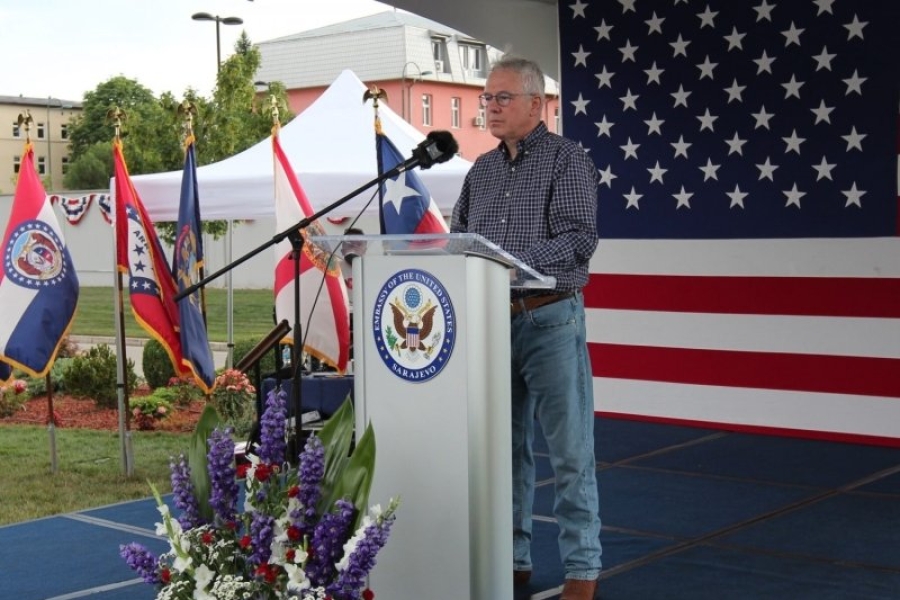 Michael Murphy na X navodi da bi DF mogao u vlast "ako to gospodin Čović dozvoli