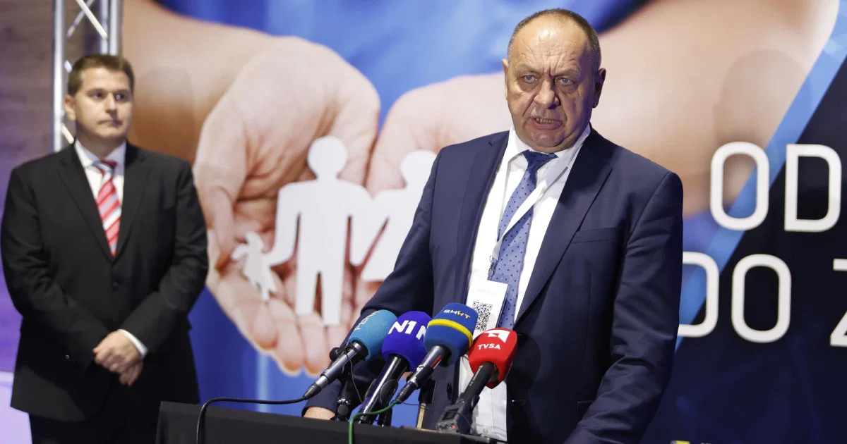 Federalna policija pretražila kabinet ministra zdravstva Nediljka Rimca zbog istrage o malverzacijama u klinici "New Life
