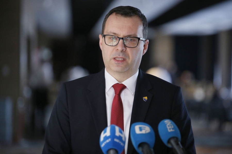 Nermin Džindić postavio pitanja o objavi videa o proizvodnji granata na stranici Pretis u Vogo&scaron;ći