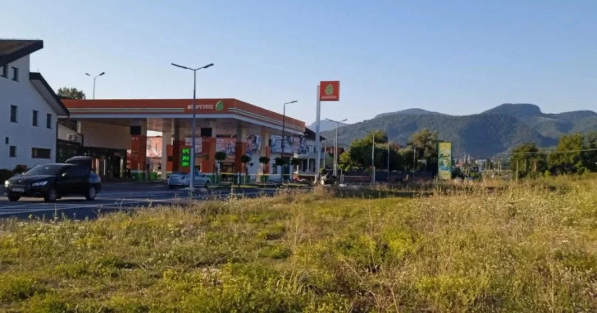 Dva mladića poginula u saobraćajnoj nesreći u Kotor Varo&scaron;u, vozač povrijeđen
