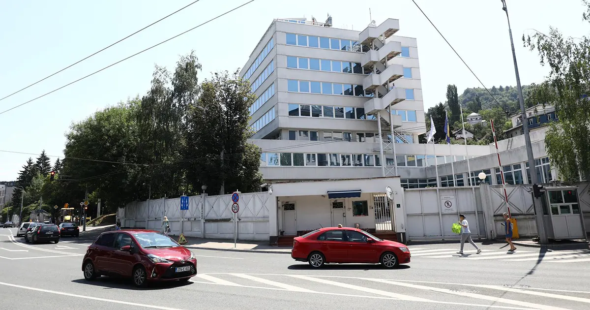 OHR: Budućnost BiH ne može se graditi na veličanju ratnih zločinaca