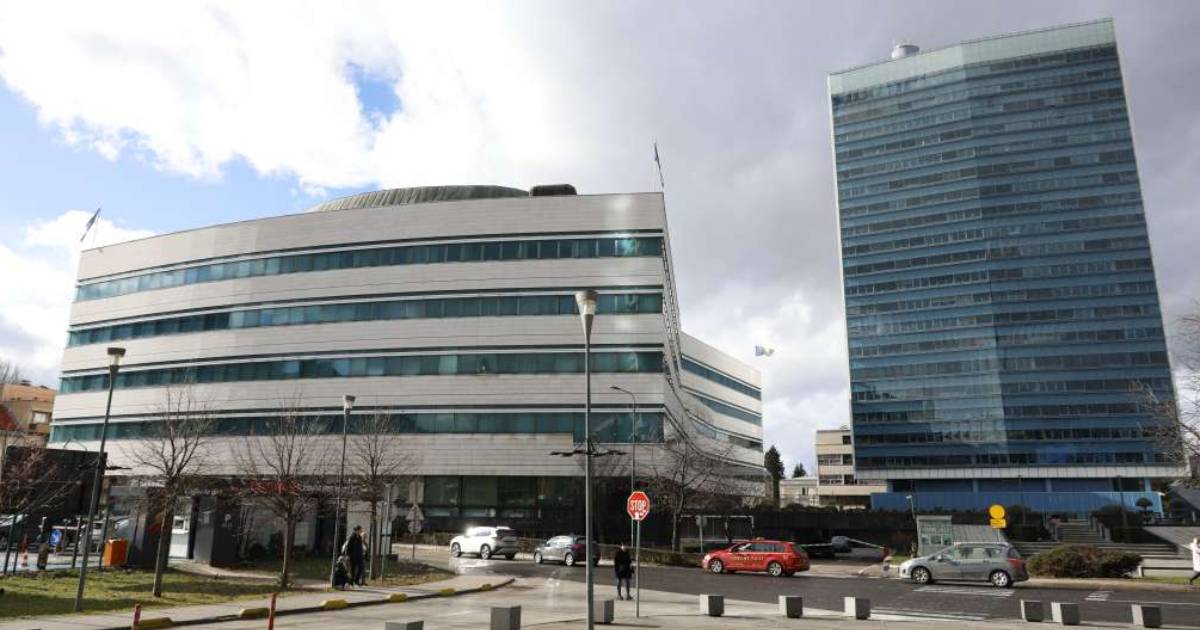 Institucije BiH u prvom polugodištu za plate potrošile 415,77 miliona KM, 8,3 posto više