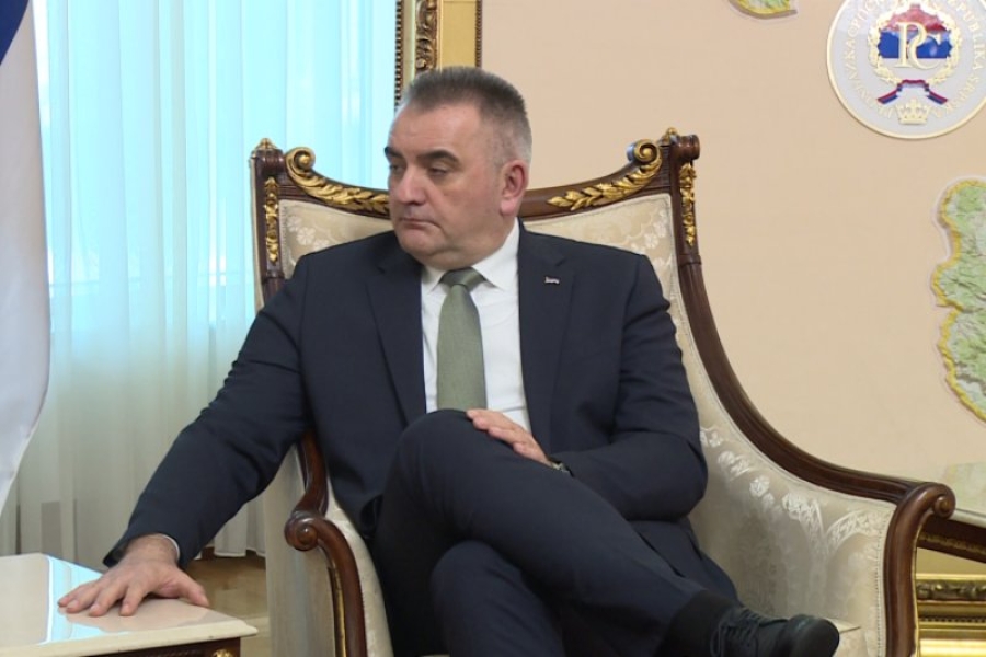 PREKO 240 MILIONA KM ZA SERDAROVA, A UGOVORI POD OZNAKOM TAJNOSTI: Vlada RS nastavila staru praksu skrivanja podataka (VIDEO)
