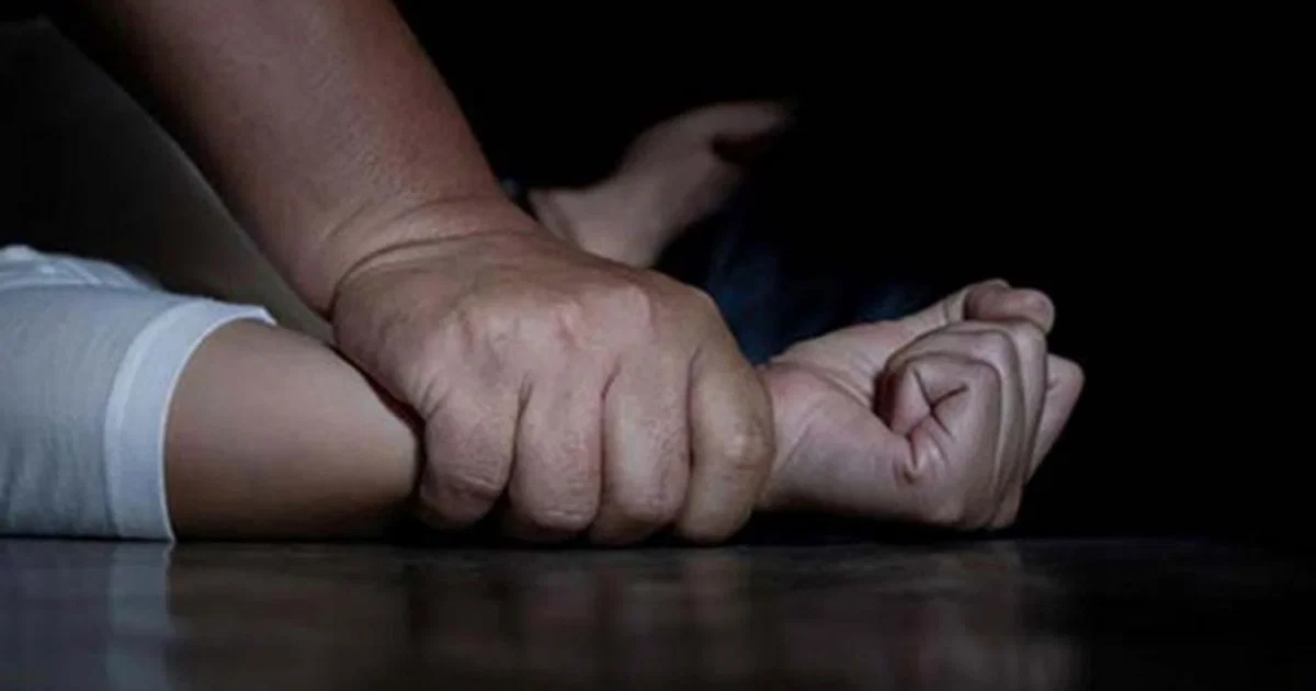 “Počelo na odmoru”: Državljanin BiH godinama silovao kćerku od njene 15 godine, sada joj je 38