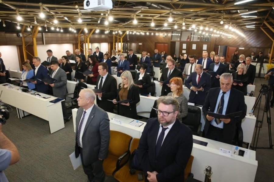 Preliminarna projekcija Slobodne Bosne: SDA 15 mandata, SBiH 3, Snaga naroda 2 u Skup&scaron;tini ZDK