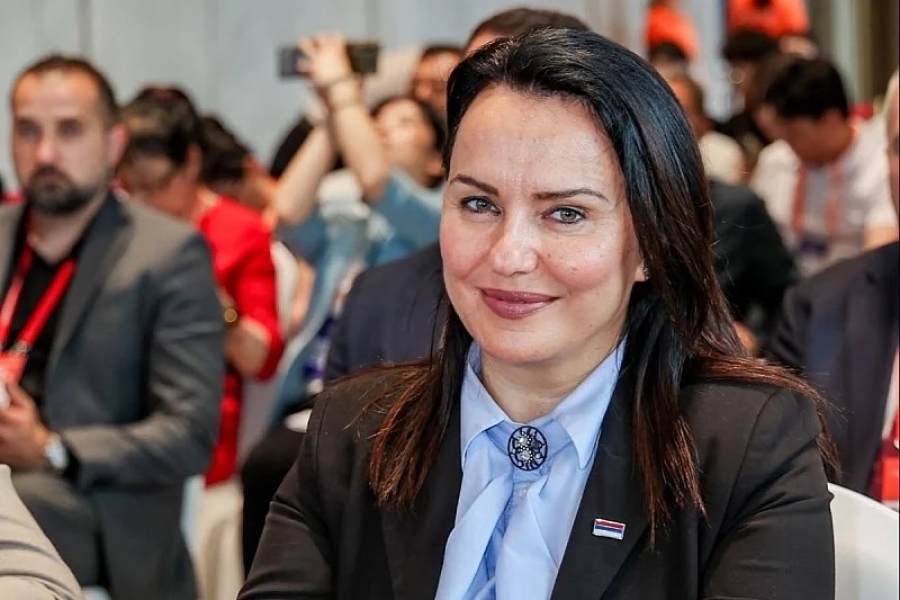 Načelnica općine Jezero Snežana Ružičić (SNSD) pitala gdje građani s dvojnim državljanstvom mogu potpisati pristupnicu SNS