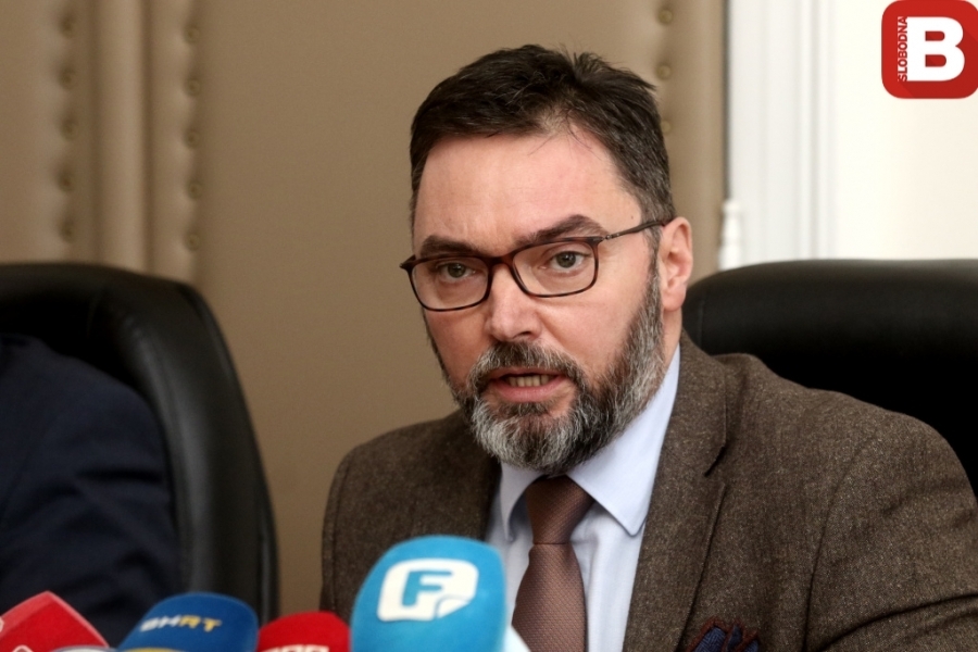 Bo&scaron;njaci bez ministra vanjske trgovine već 24 godine, dok Ko&scaron;arac blokira razvoj dronova